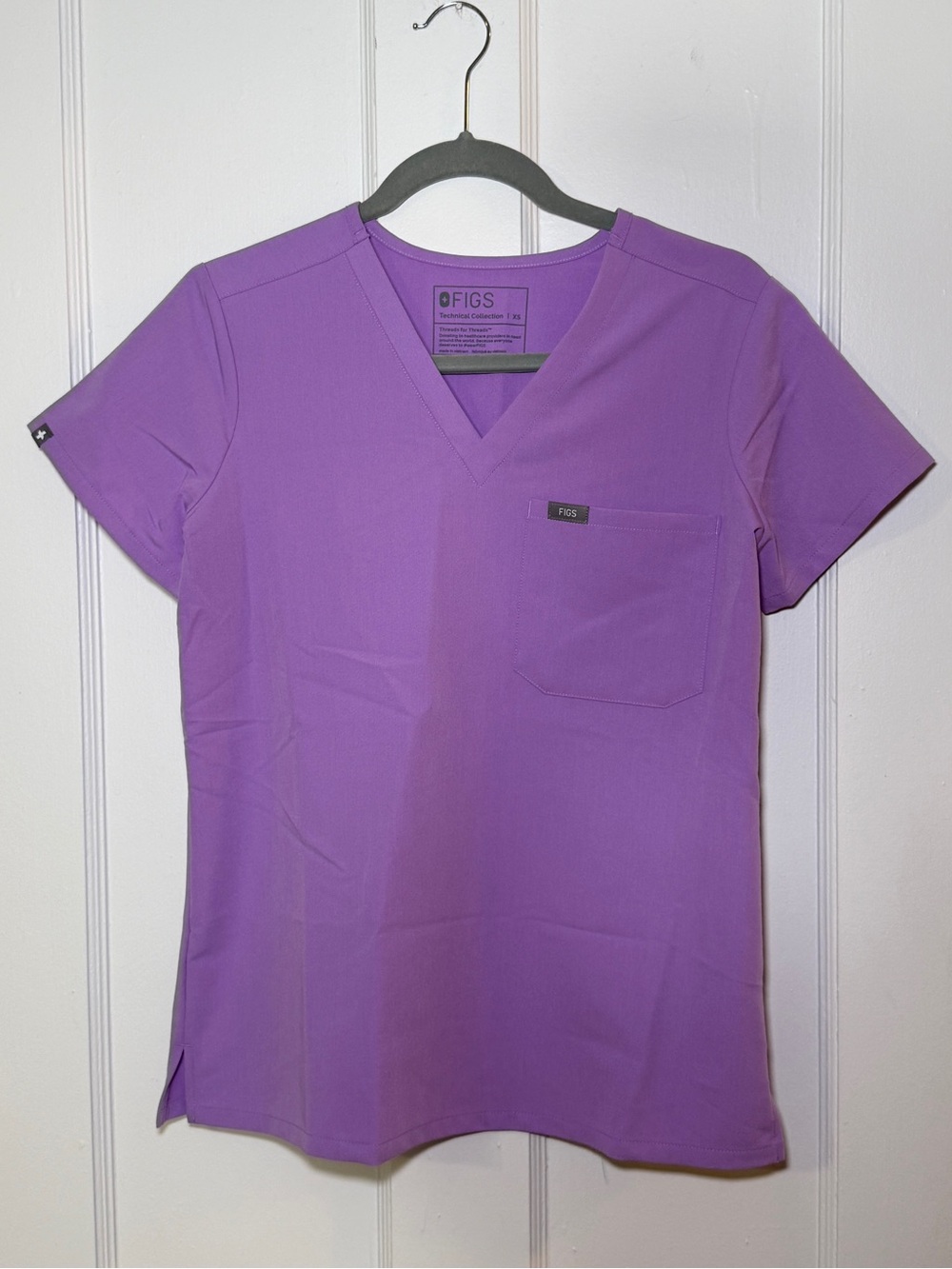 FIGS Wild Iris Scrub Set